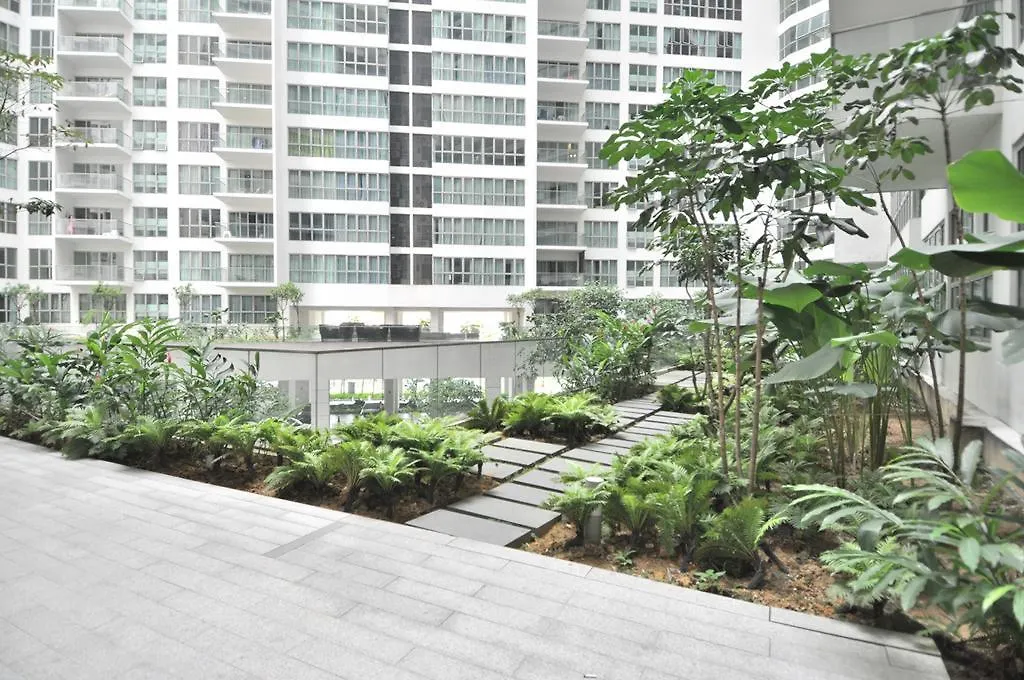Breathtaking Klcc View @ Regalia Residence Kuala Lumpur Ma­lay­sia