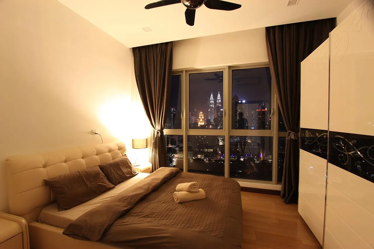 Breathtaking Klcc View @ Regalia Residence Kuala Lumpur