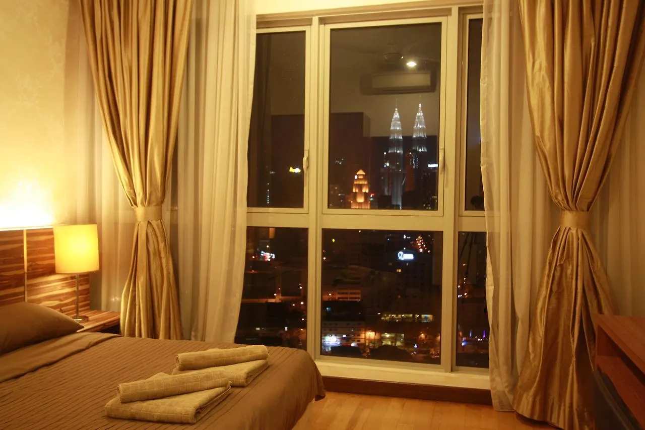 Breathtaking Klcc View @ Regalia Residence Kuala Lumpur Maleisië